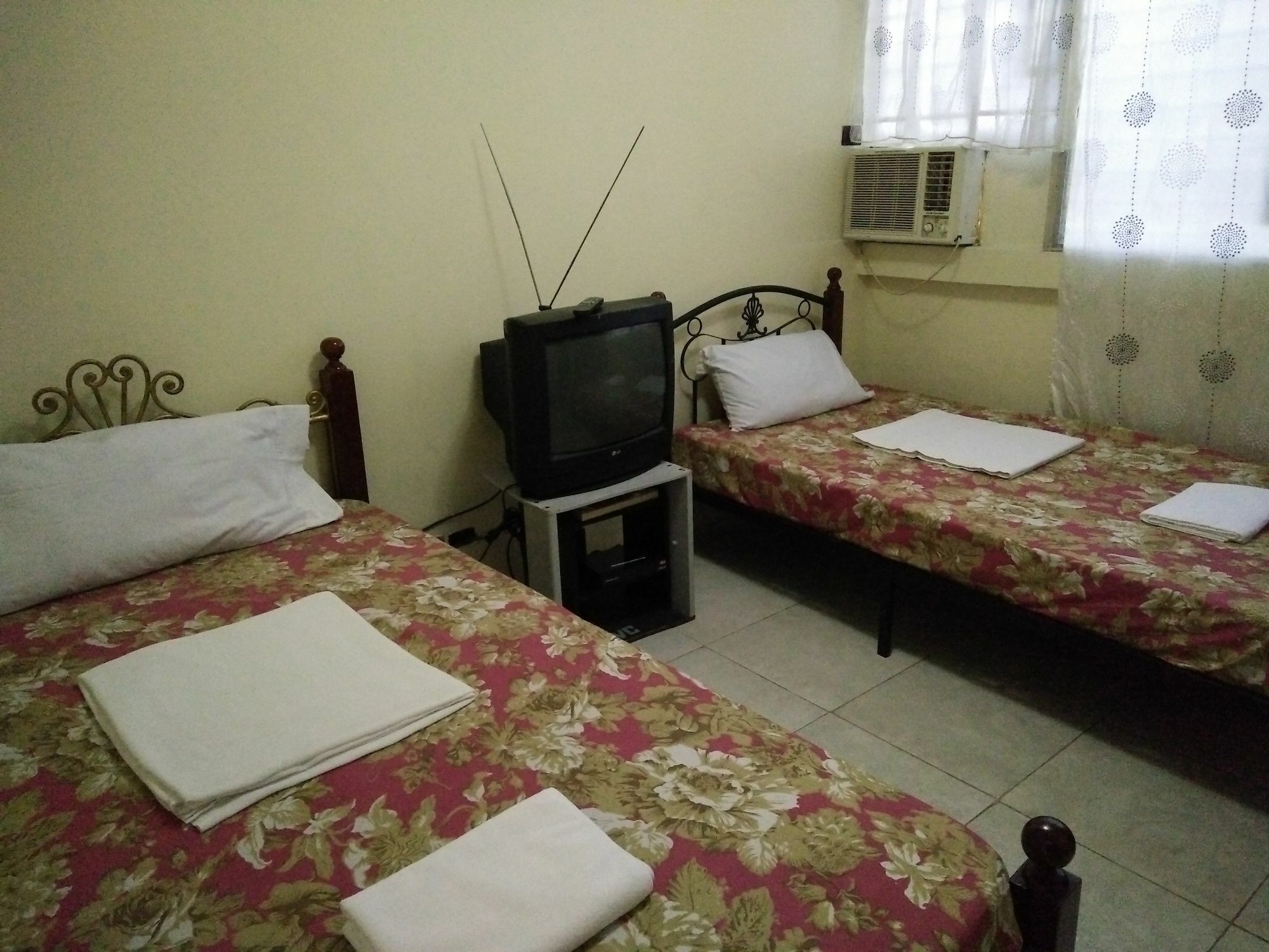 Goland Pension House Cebu Екстериор снимка
